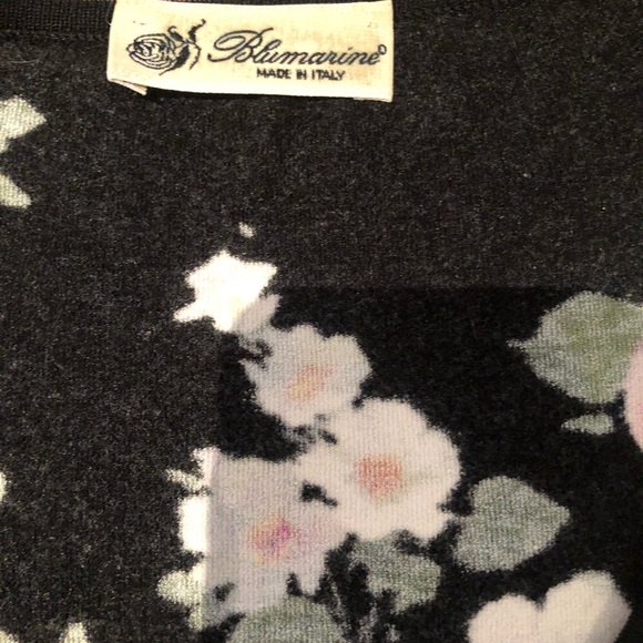 Printed sweater with rhinestone detail - Picture 4 of 5